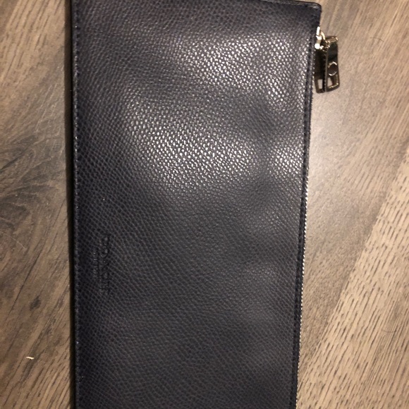 Cross-body Coach Purse - Picture 3 of 3